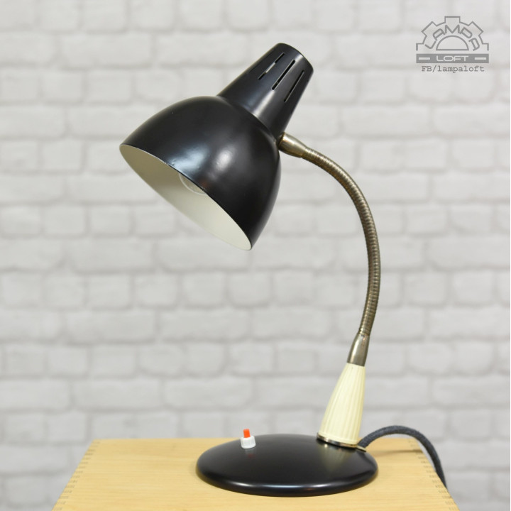 Lampa biurkowa