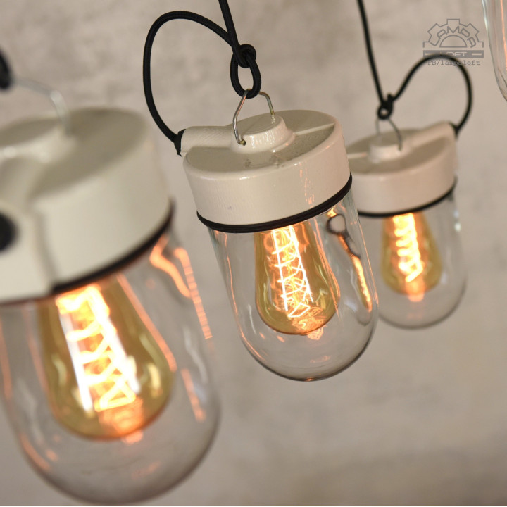 Wisząca lampa porcelanowa