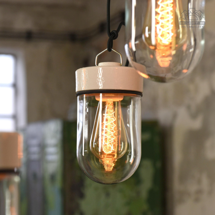 Wisząca lampa porcelanowa