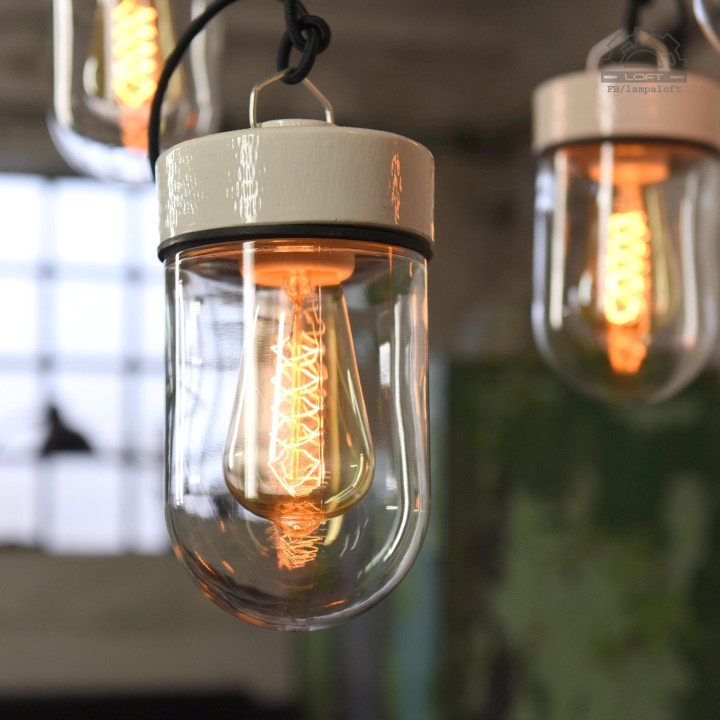 Wisząca lampa porcelanowa