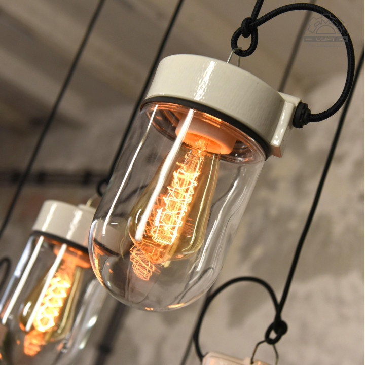 Wisząca lampa porcelanowa