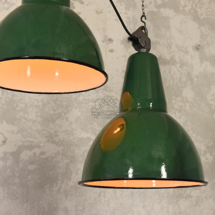 Odrestaurowane lampy industrialne OBg-3