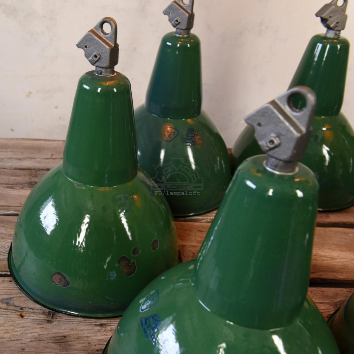 Odrestaurowane lampy industrialne OBg-3