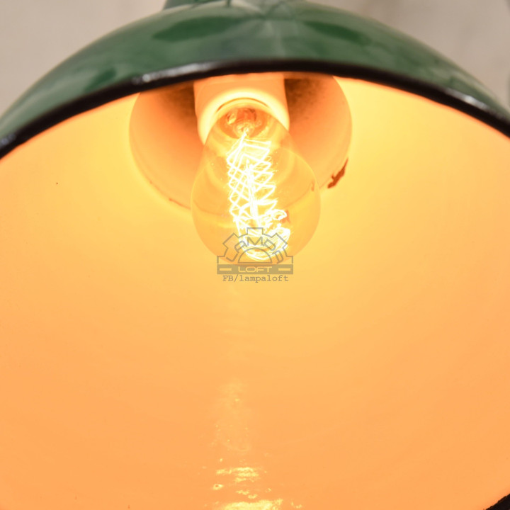 Odrestaurowane lampy industrialne OBg-3