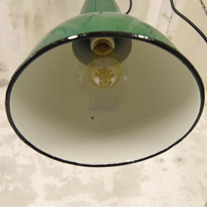 Odrestaurowane lampy industrialne OBg-3