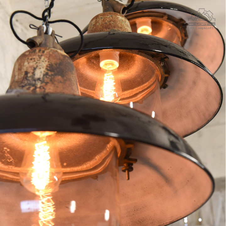 Lampy industrialne z lat 50'