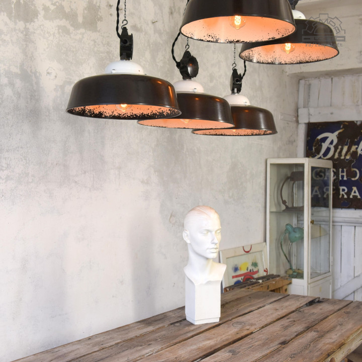 Bakelitowe lampy z lat 50'