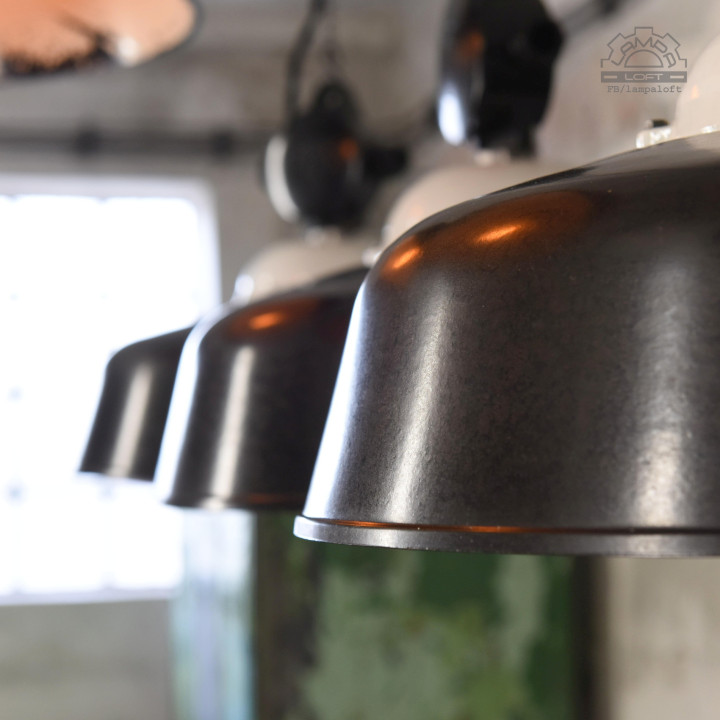 Bakelitowe lampy z lat 50'
