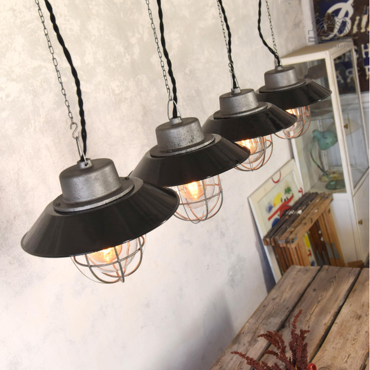 Lampy industrialne z lat 60' C-11N