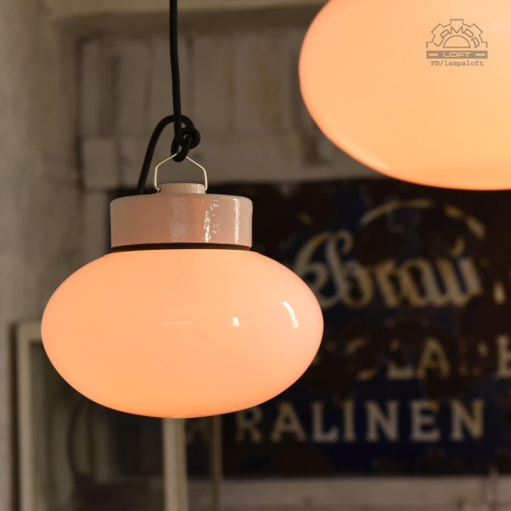 Lampy porcelanowe z kloszem szklanym z lat 70'