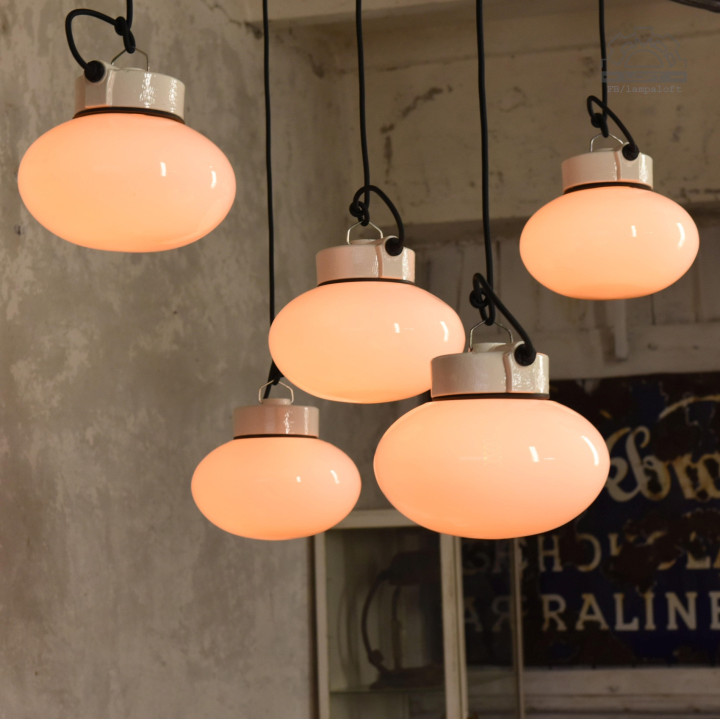 Lampy porcelanowe z kloszem szklanym z lat 70'