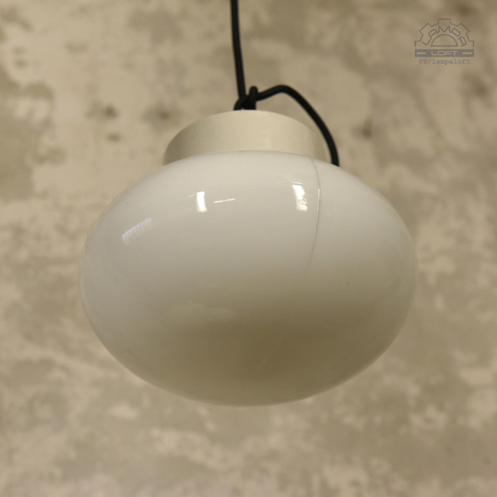 Lampy porcelanowe z kloszem szklanym z lat 70'