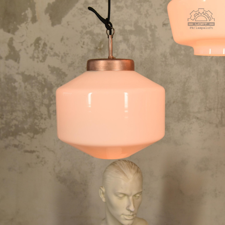 Lampy z kloszem szklanym opalowym z lat 70'