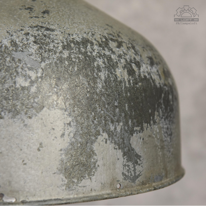 Lampa industrialna ORP-1 z 1965 roku.