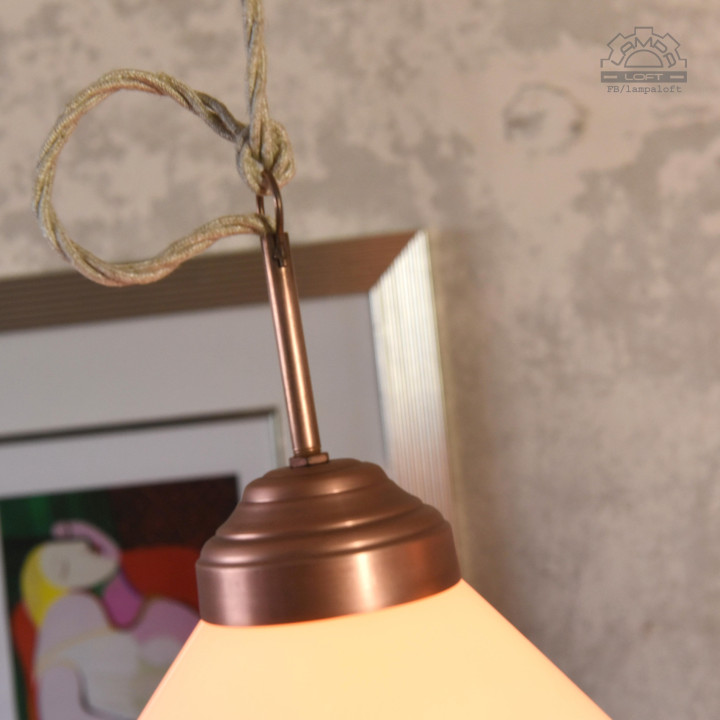 Lampy z kloszami szklanymi opalowymi