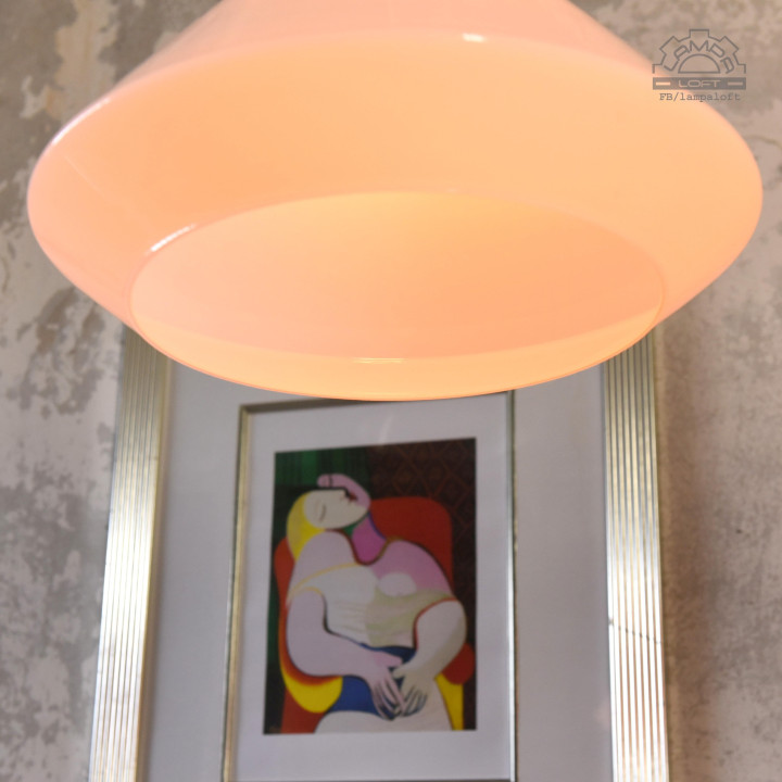 Lampy z kloszami szklanymi opalowymi