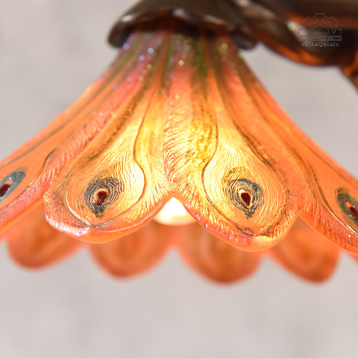 Lampa w stylu secesyjnym