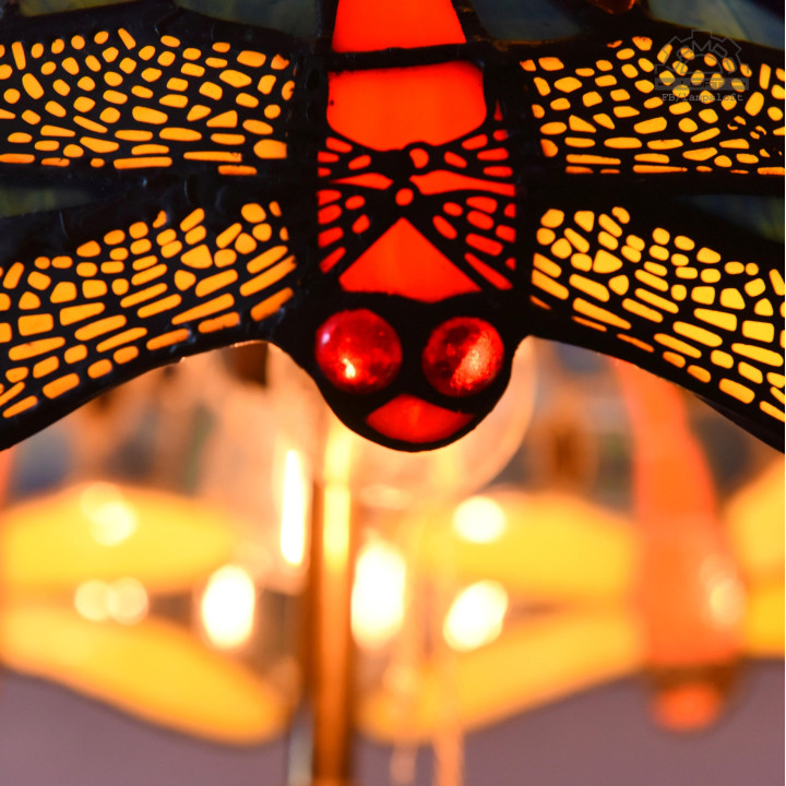 Lampy witrażowe w stylu Tiffany