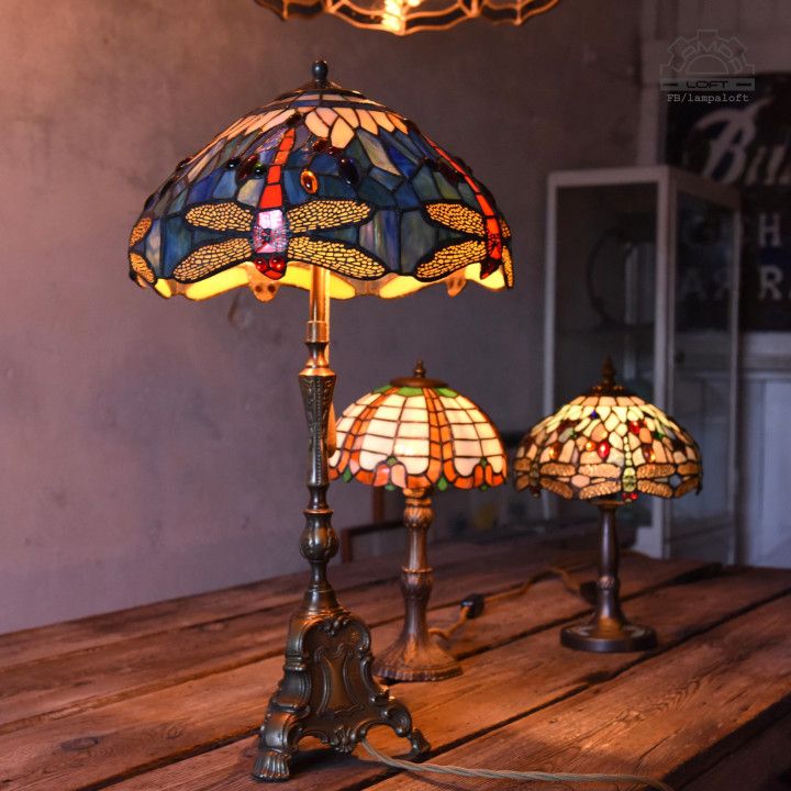Lampy witrażowe w stylu Tiffany