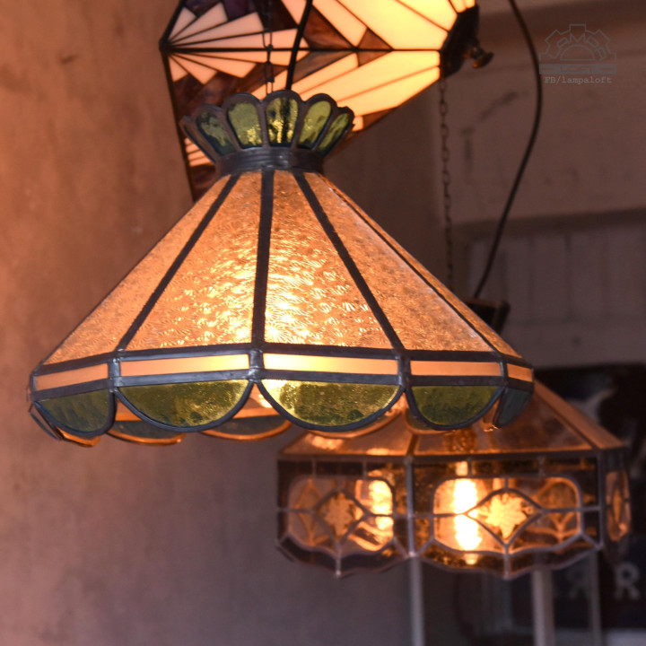 Lampy witrażowe w stylu Tiffany