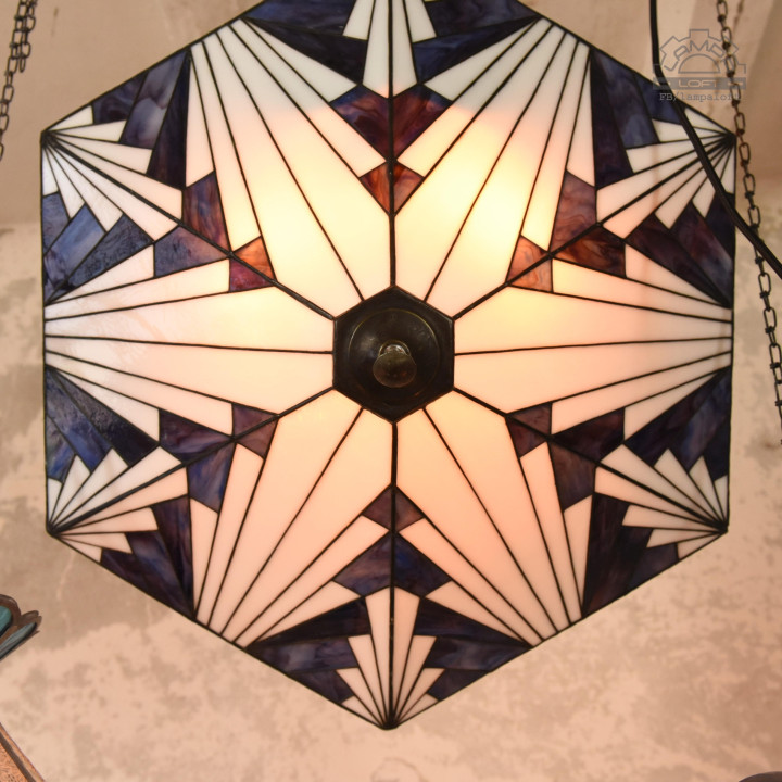 Lampy witrażowe w stylu Tiffany