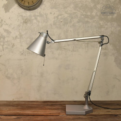 Lampa architekta ERCO