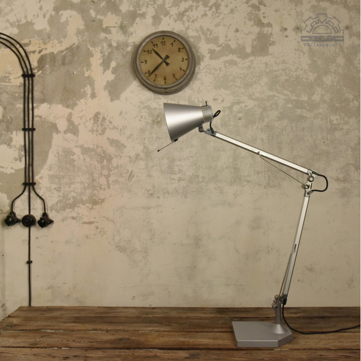 Lampa architekta ERCO