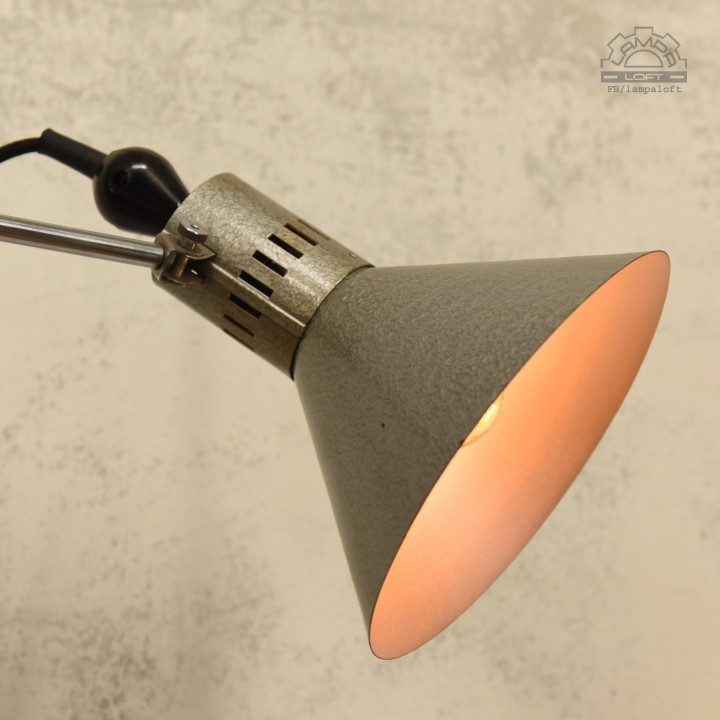 Stojąca lampa fotograficzna