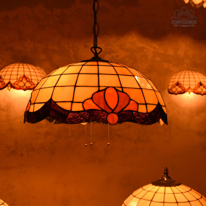 Lampy witrażowe w stylu Tiffany