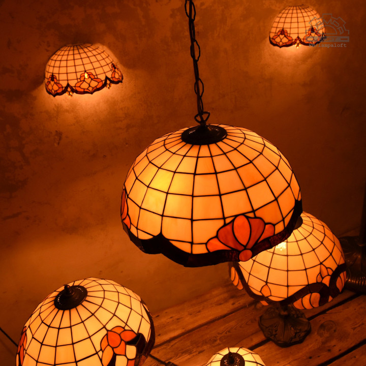 Lampy witrażowe w stylu Tiffany