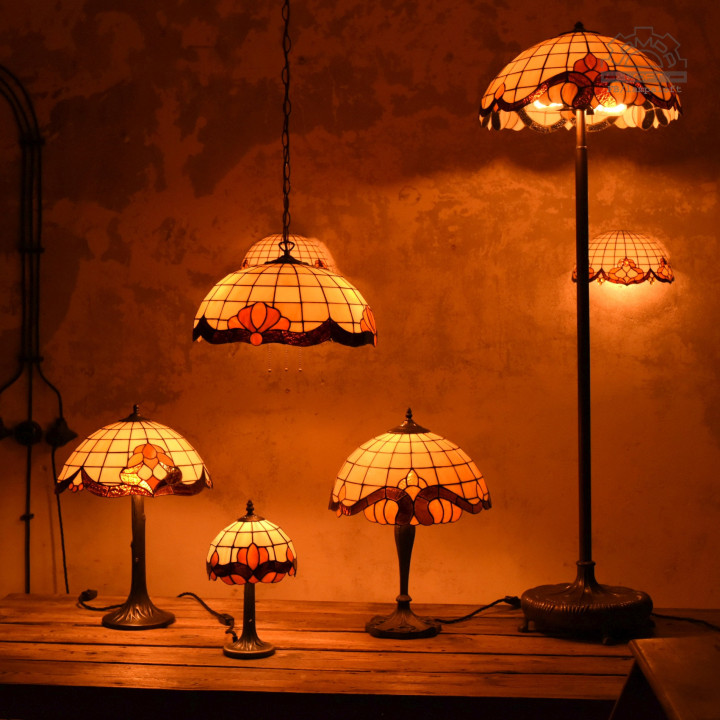 Lampy witrażowe w stylu Tiffany