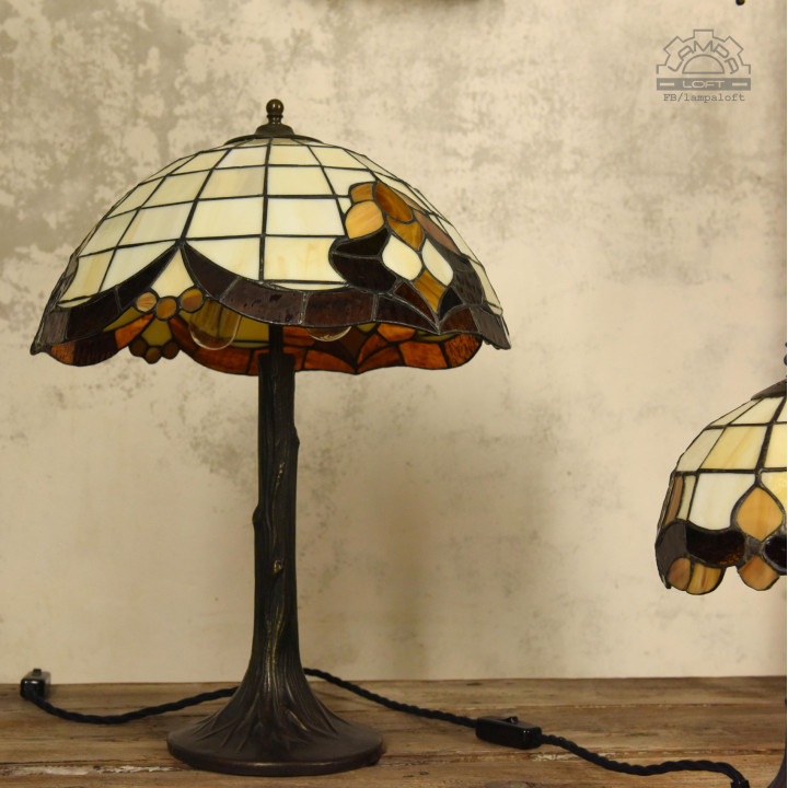 Lampy witrażowe w stylu Tiffany