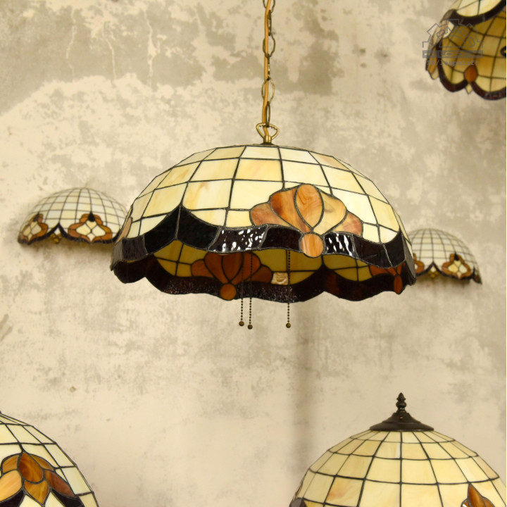 Lampy witrażowe w stylu Tiffany