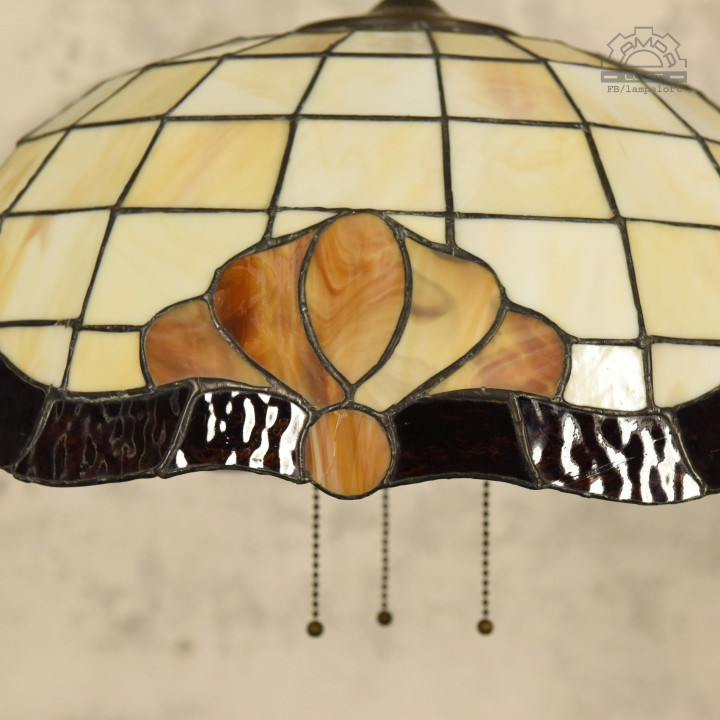 Lampy witrażowe w stylu Tiffany