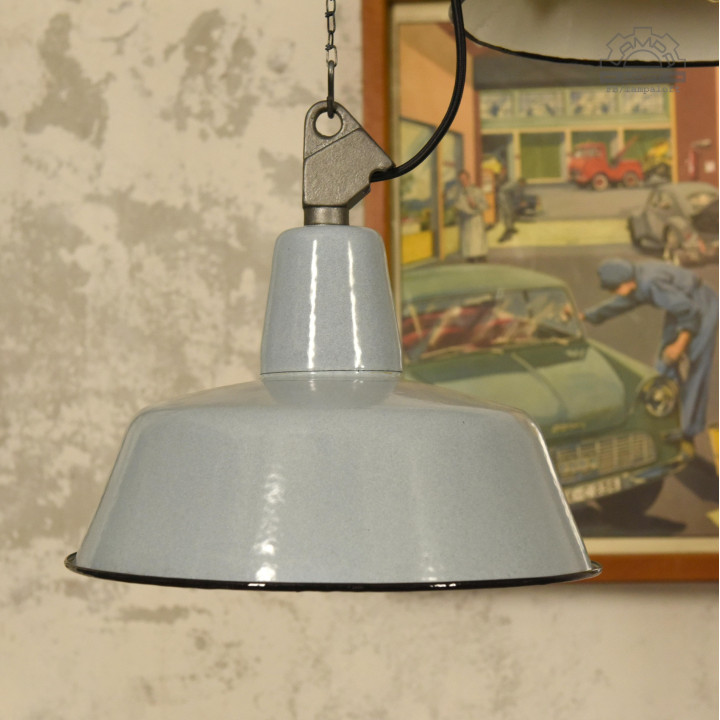 Polskie lampy emaliowane z lat 60'