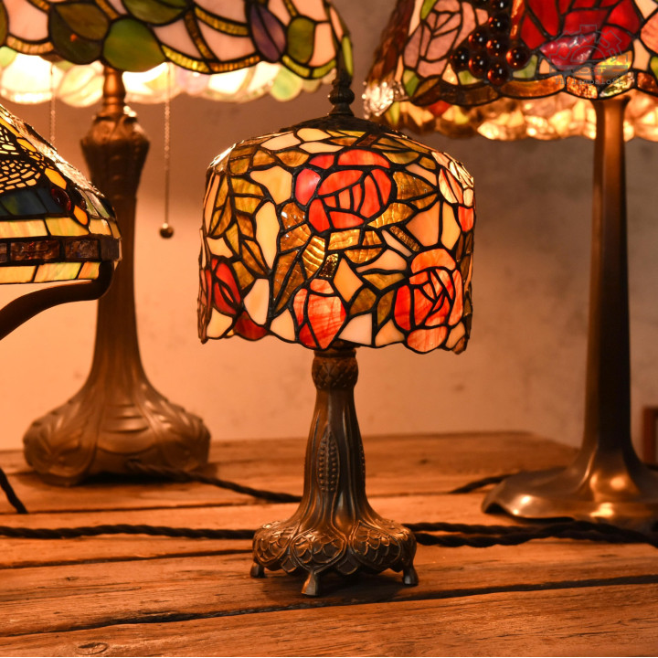 Lampy witrażowe w stylu Tiffany
