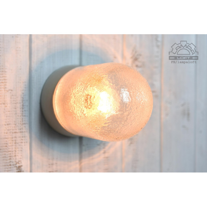 Kinkiet porcelanowy z lat 60'