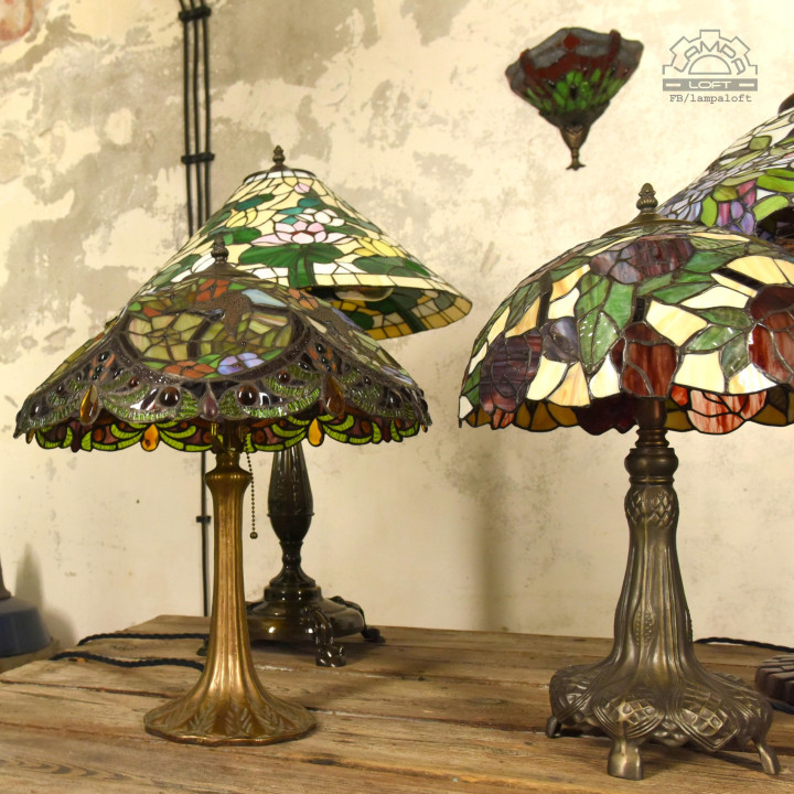 Lampy witrażowe w stylu Tiffany