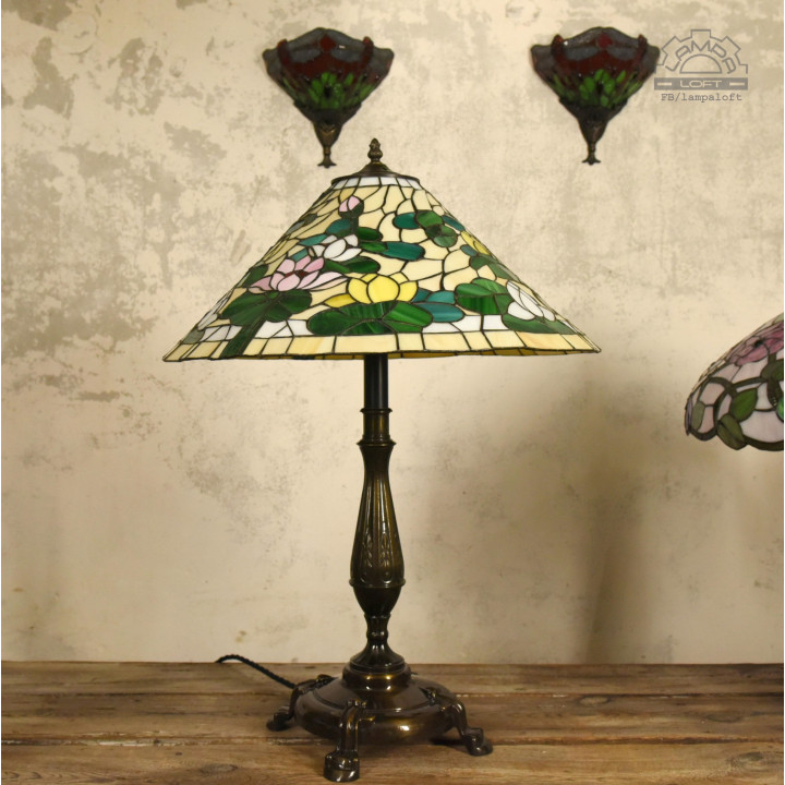 Lampy witrażowe w stylu Tiffany