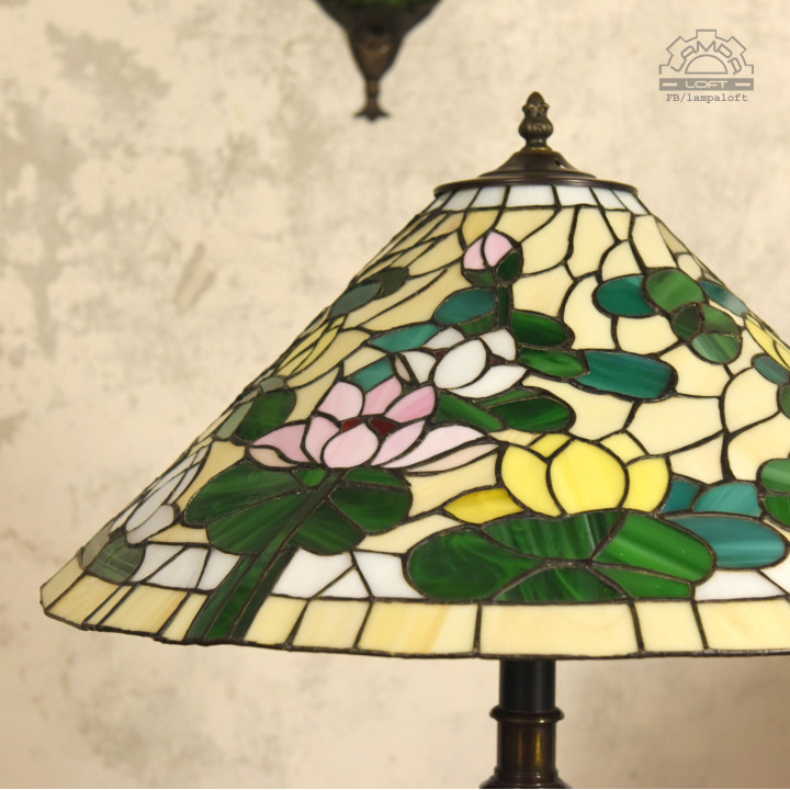 Lampy witrażowe w stylu Tiffany