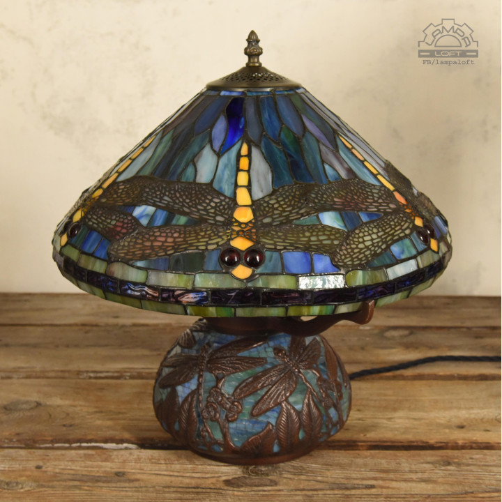 Lampy witrażowe w stylu Tiffany