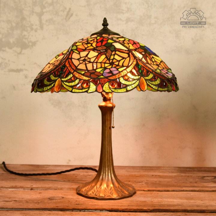 Lampy witrażowe w stylu Tiffany