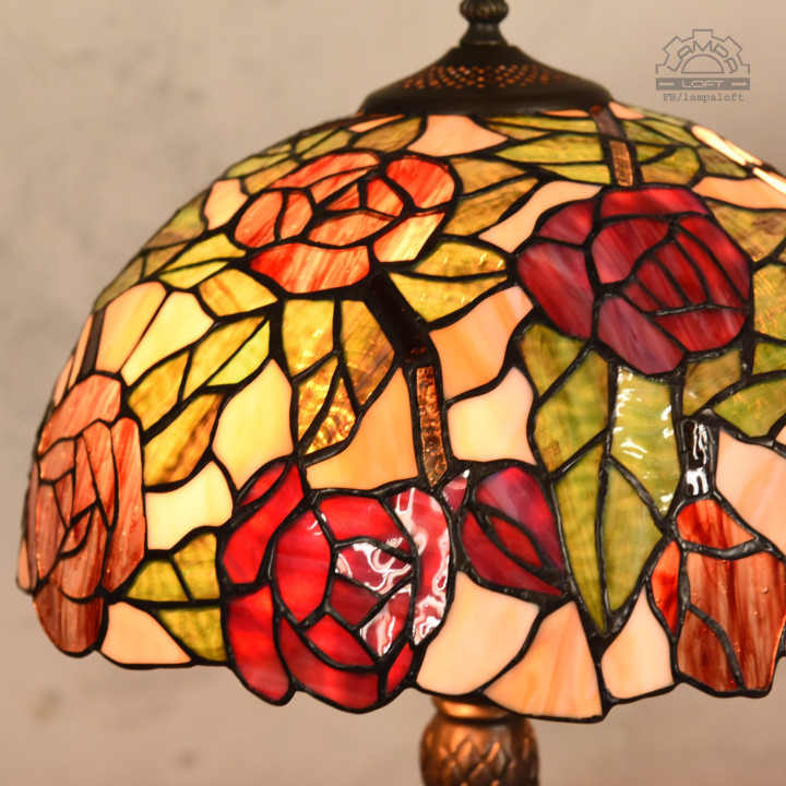 Lampy witrażowe w stylu Tiffany