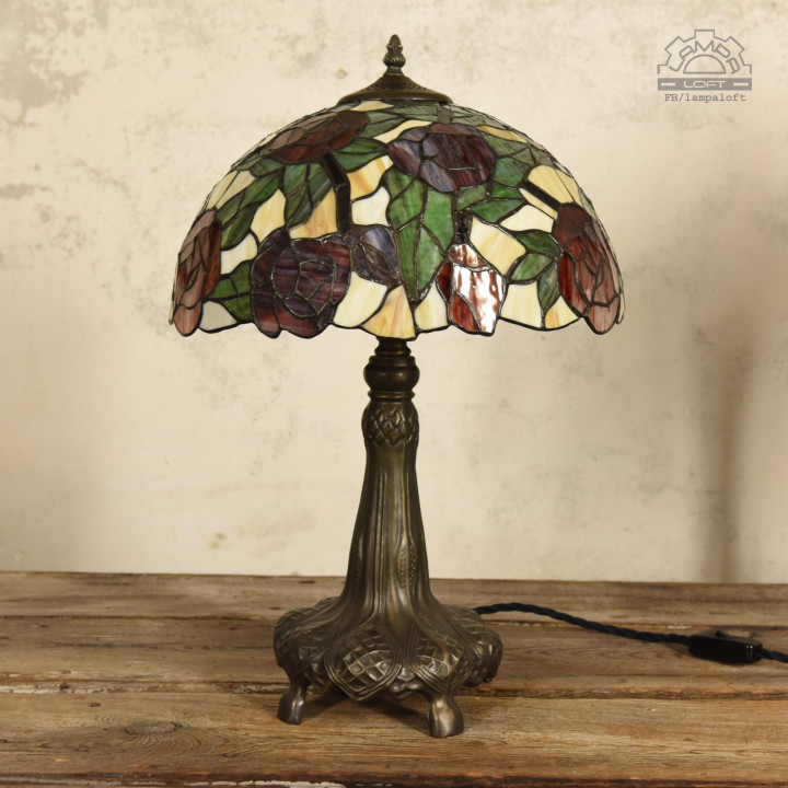 Lampy witrażowe w stylu Tiffany