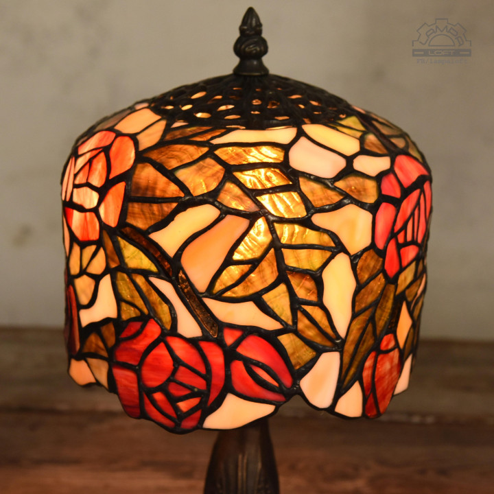 Lampy witrażowe w stylu Tiffany