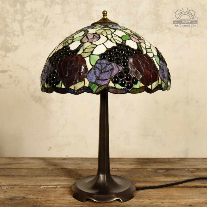 Lampy witrażowe w stylu Tiffany