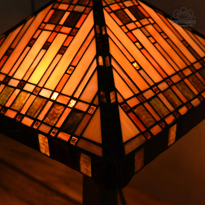 Lampa witrażowa w stylu Franka Lloyda Wrighta | Lampa LOFT